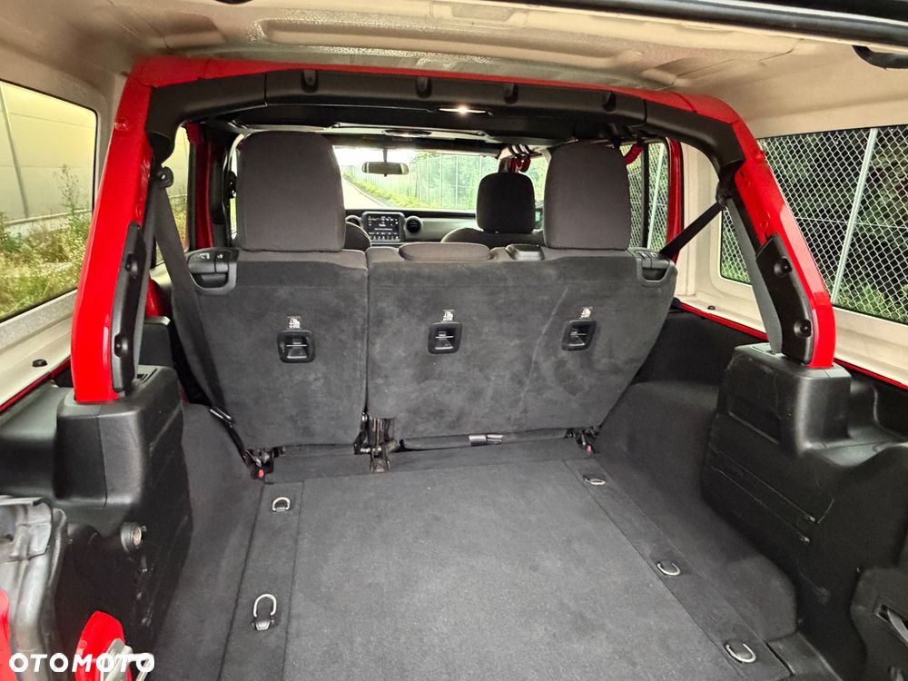 Jeep Wrangler - 31