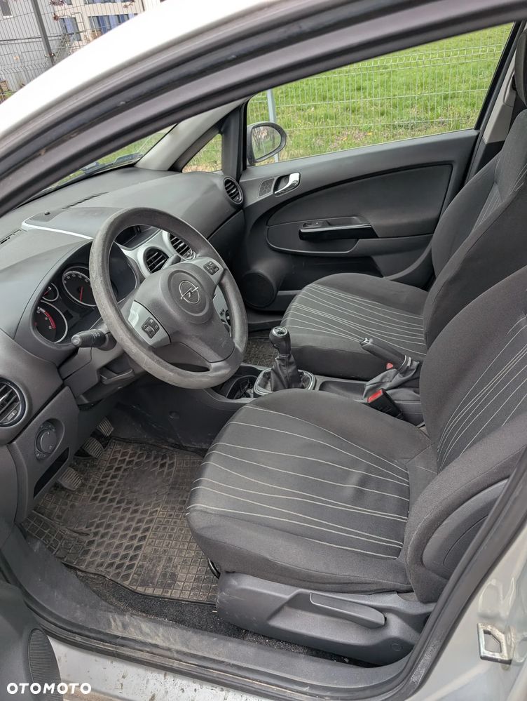Opel Corsa - 5