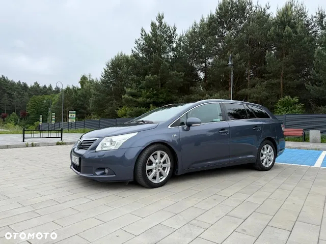 Toyota Avensis 2.2 D-4D Premium - 8