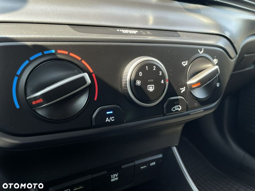 Hyundai i20 - 17