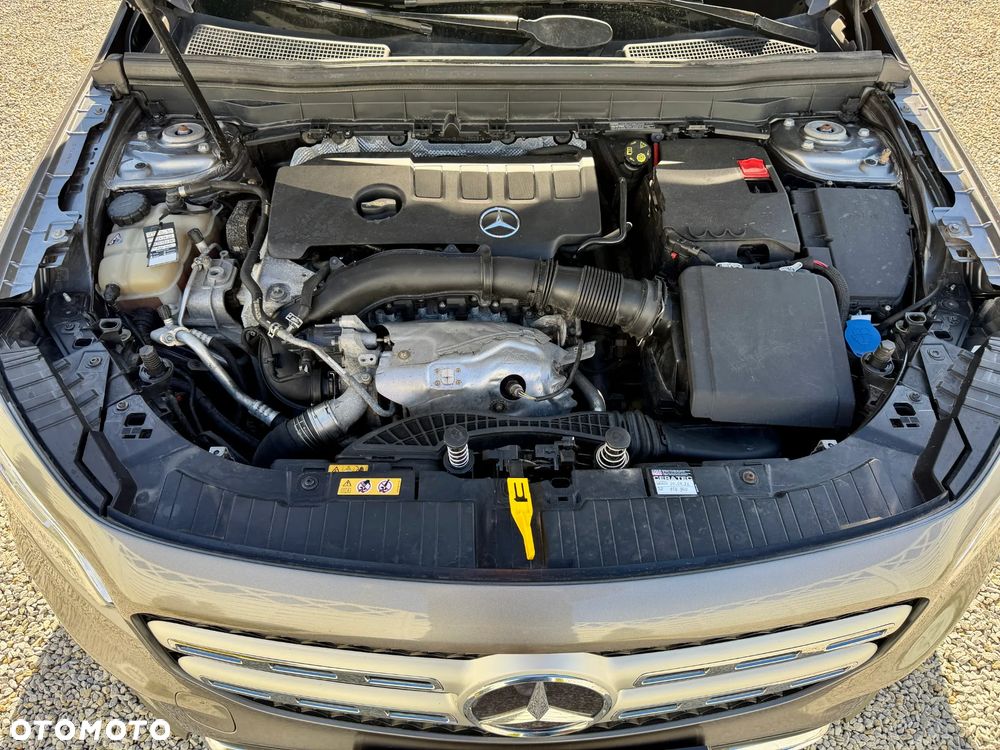 Mercedes-Benz GLB 250 4Matic 8G-DCT - 39
