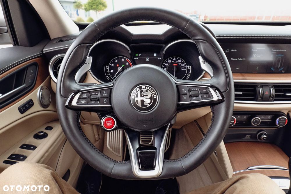 Alfa Romeo Stelvio 2.0 Turbo TI Q4 - 23