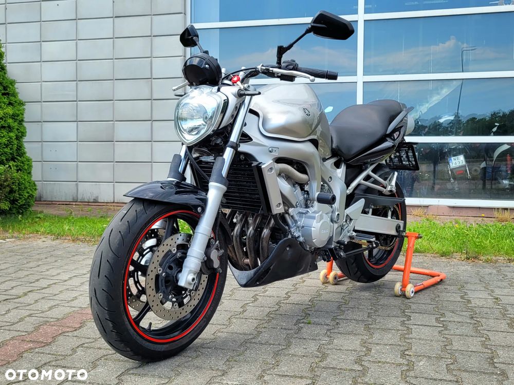 Yamaha FZ6 - 7