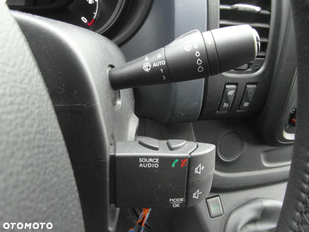 Opel VIVARO L2H2 MAXI - 28