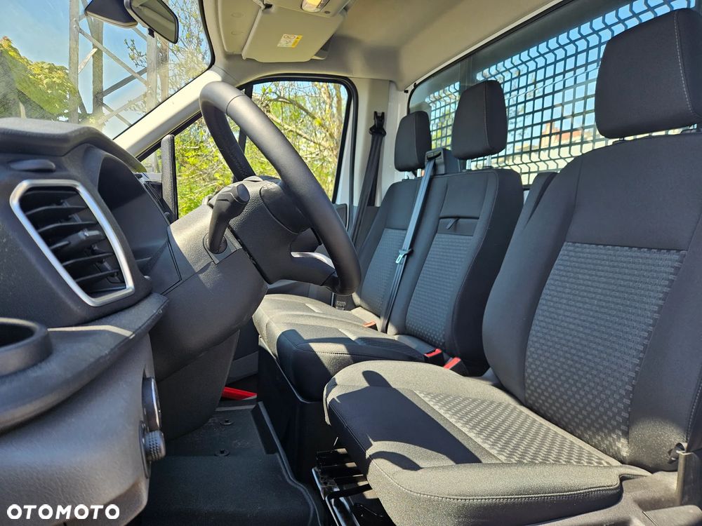 Ford Transit - 9