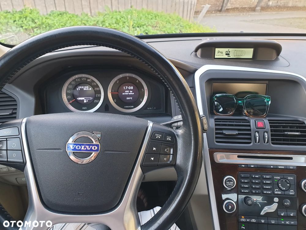 Volvo XC 60 D3 Momentum - 13