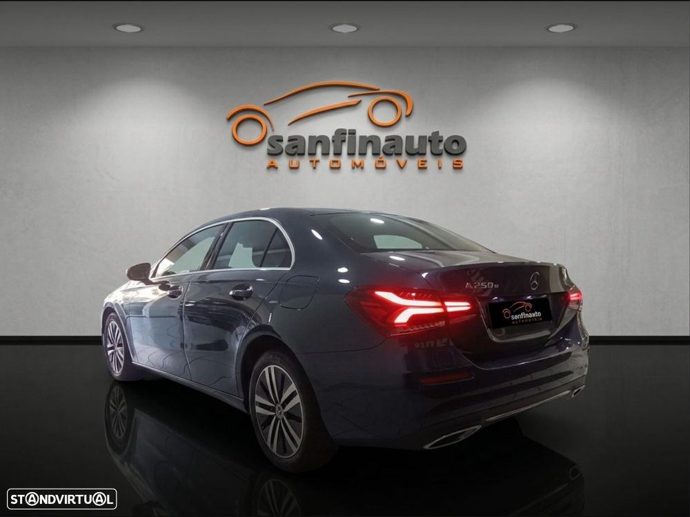 Mercedes-Benz A 250 - 16