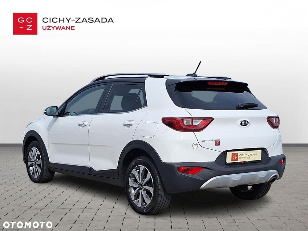 Kia Stonic 1.2 L Business Line - 7