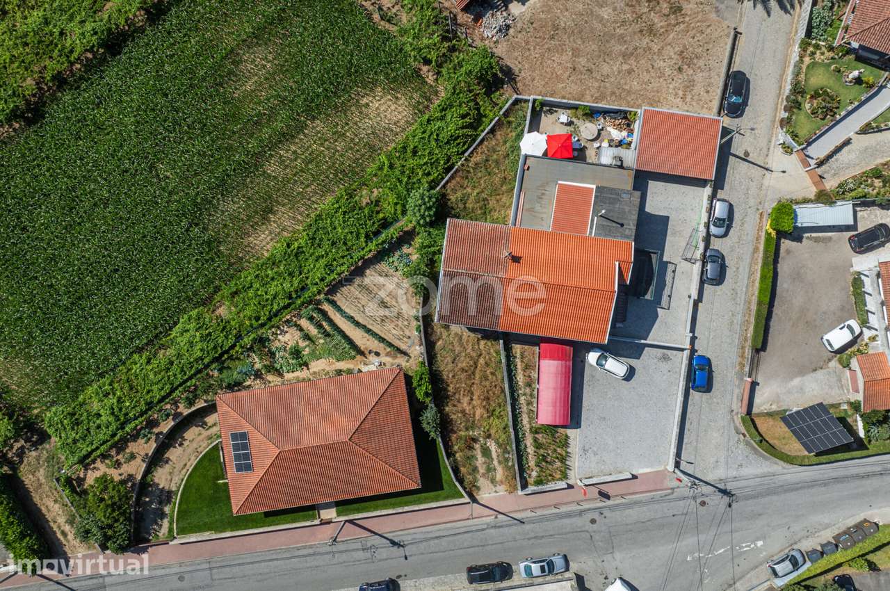 Moradia T2 + 1 com terreno em Guimarães - Grande imagem: 3/25