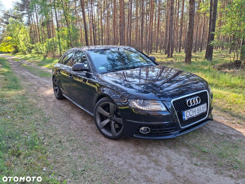 Audi A4 Limousine - 1