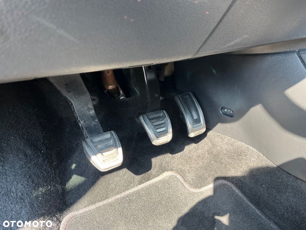 Skoda Fabia 1.0 TSI Monte Carlo - 21