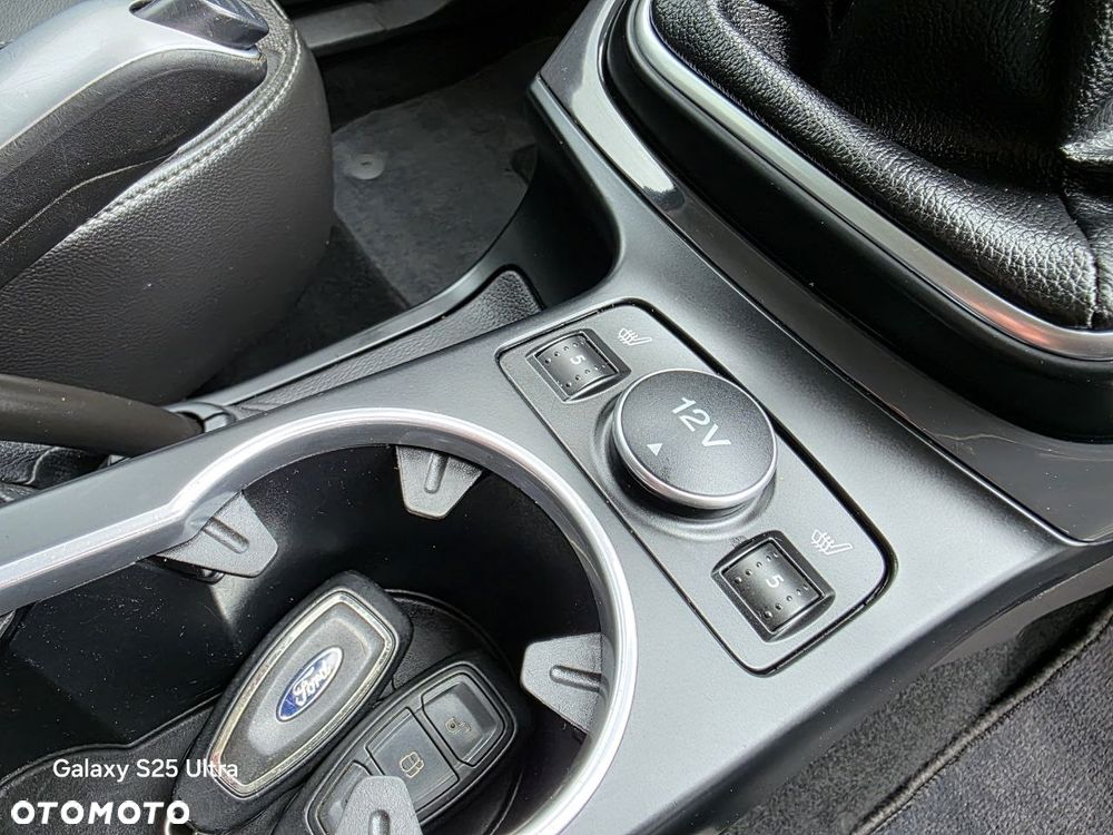 Ford Kuga 2.0 TDCi 4x4 Individual - 32
