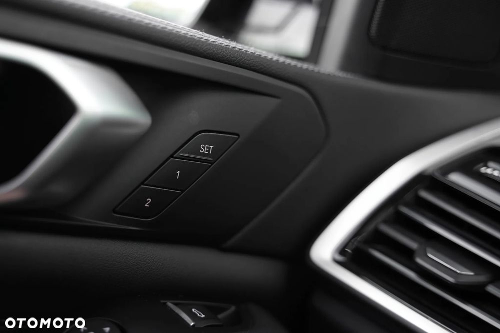 BMW X5 xDrive25d sport - 33