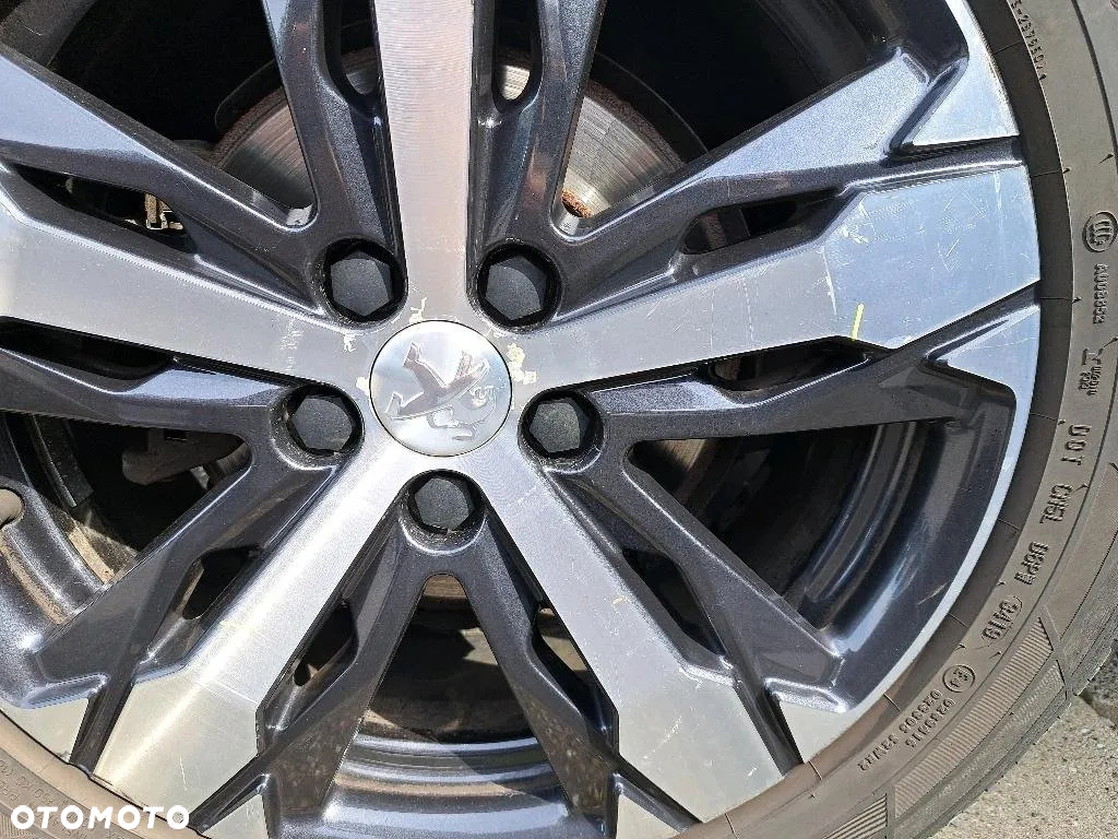 Peugeot 5008 1.5 BlueHDi GT Pack S&S EAT8 - 22