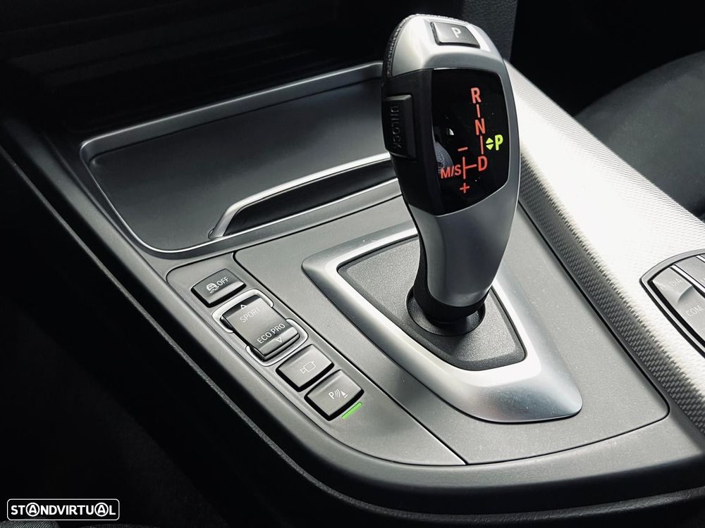 BMW 320 Gran Turismo d Pack M Auto - 37