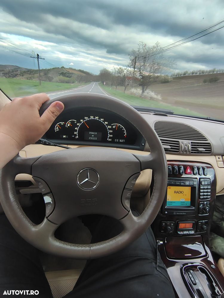 Mercedes-Benz CL 500 - 40