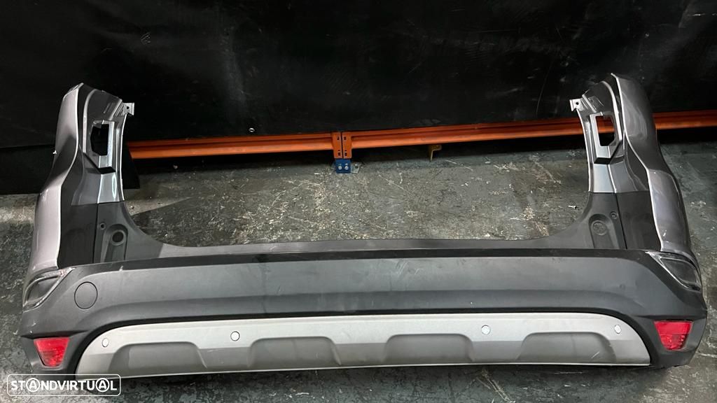 Parachoques traseiro Renault Espace ano 2019 - 1