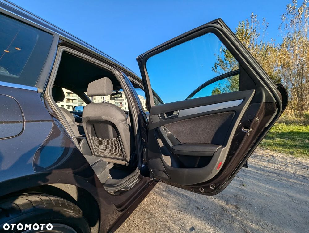 Audi A4 Avant 2.0 TDI - 7