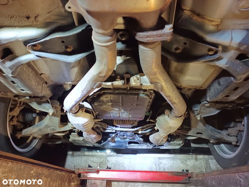 Subaru Outback 3.0 H6 - 35