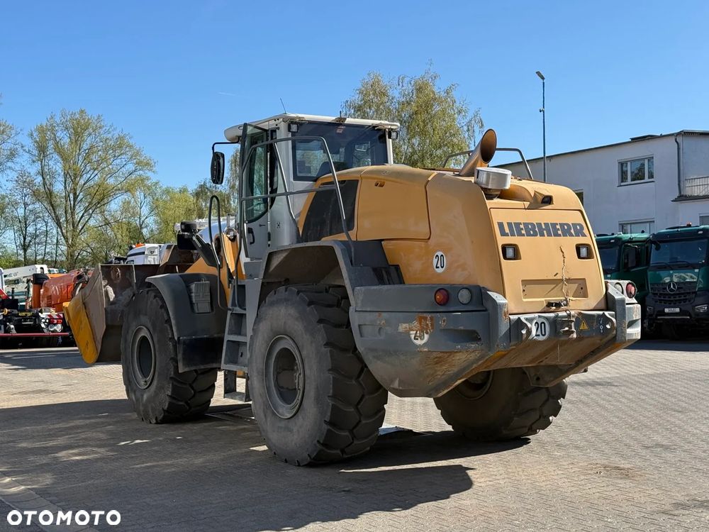 Liebherr L566 - 6