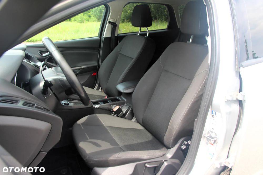 Ford Focus 1.6 TDCi DPF Start-Stopp-System Business - 24