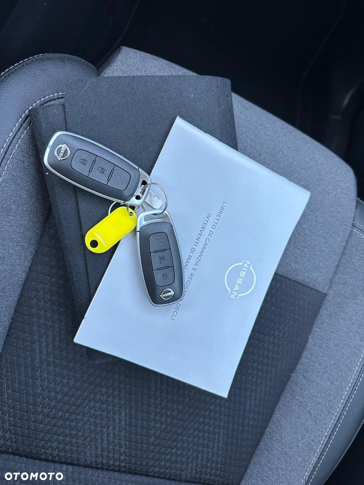 Nissan Qashqai 1.3 DIG-T MHEV 4x4 N-Connecta Xtronic - 28