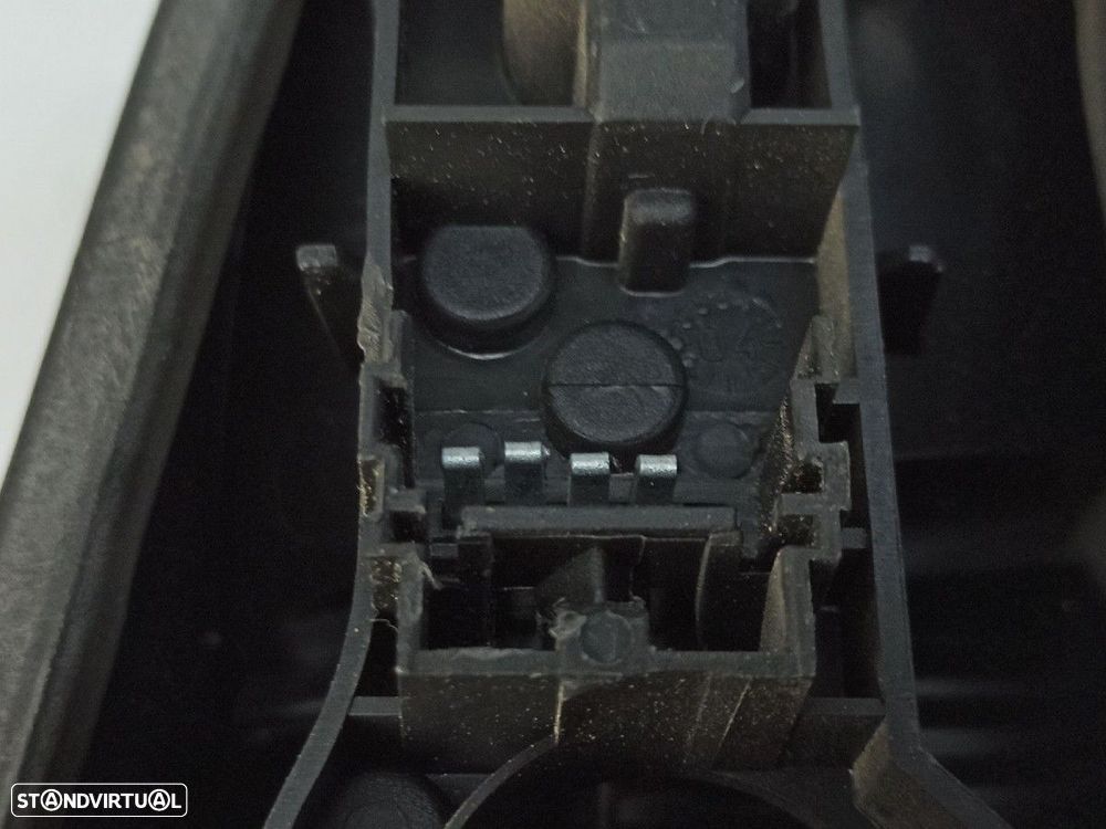 FAROLIM TRASEIRO DIREITO RENAULT LAGUNA II (BG0) AUTHENTIQUE - 4