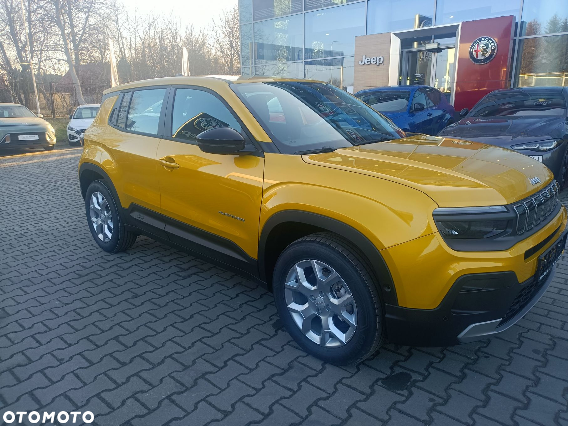 Jeep Avenger 1.2 T3 mHEV Altitude Winter Edition FWD eDCT6 - 8