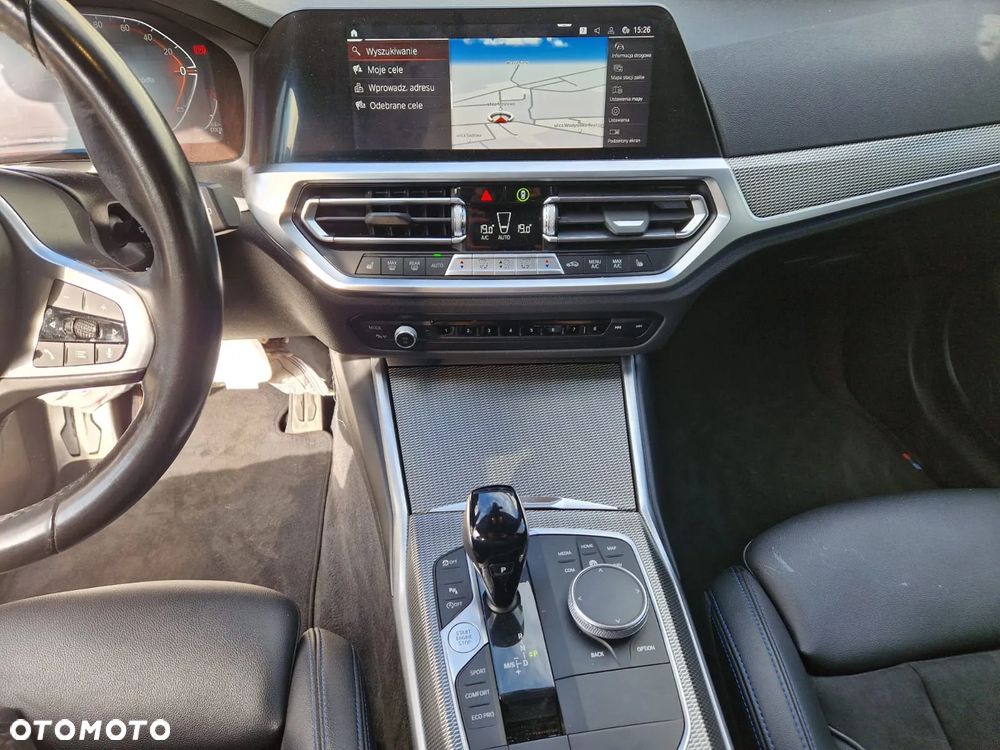 BMW Seria 3 318i M Sport sport - 20