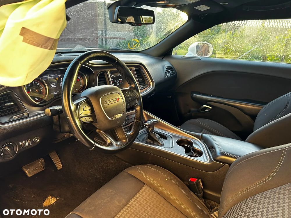 Dodge Challenger 3.6 SXT - 13