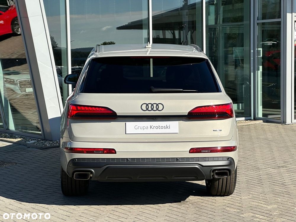 Audi Q7 - 7