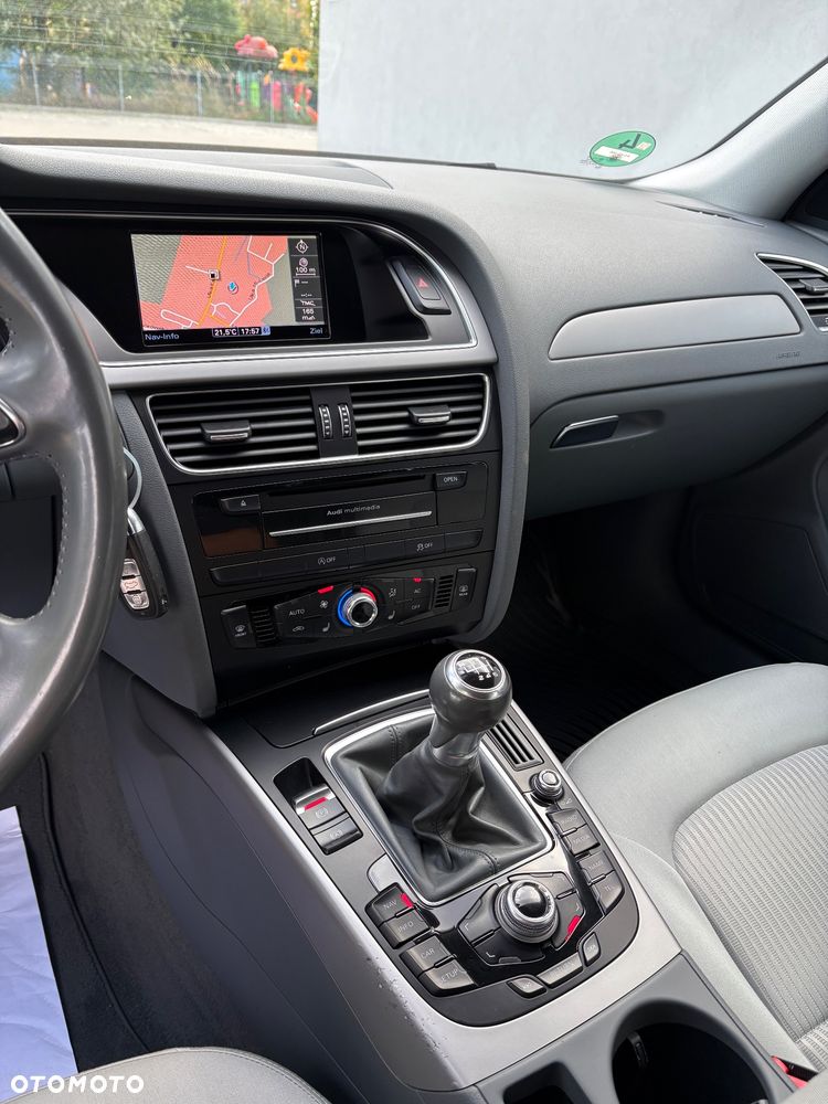 Audi A4 Avant 2.0 TDI DPF Attraction - 13