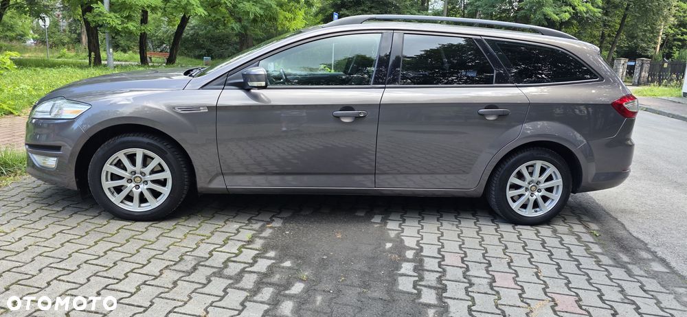 Ford Mondeo 1.6 Gold X - 2
