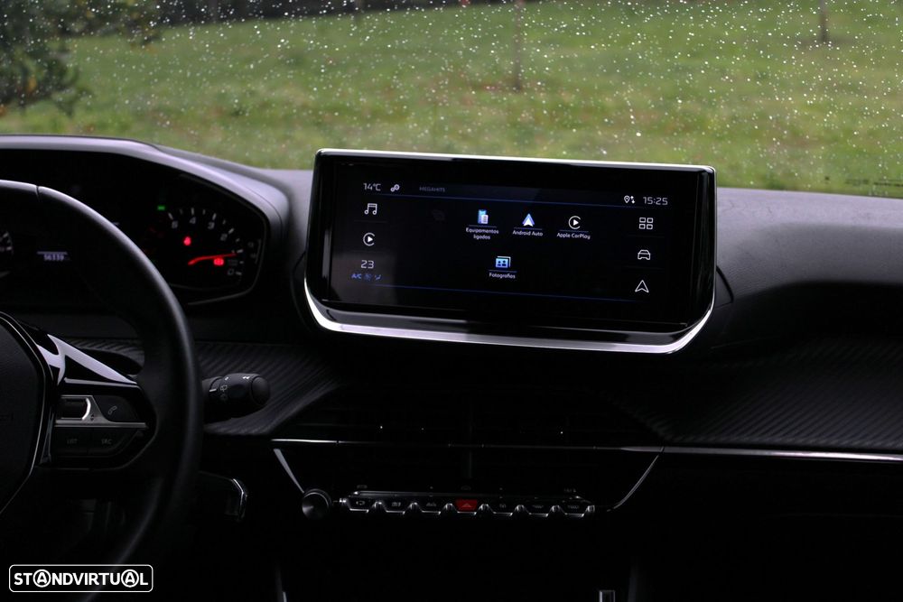 Peugeot 2008 1.2 PureTech Active Pack - 24