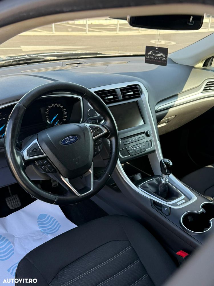 Ford Mondeo - 7