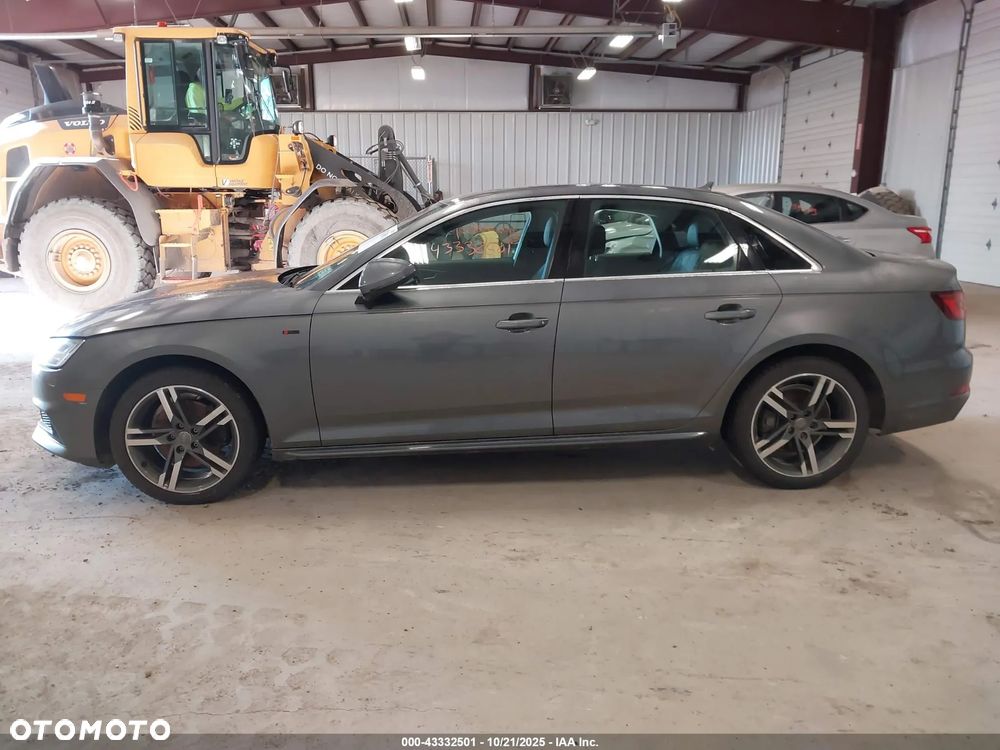 Audi A4 Limousine - 10