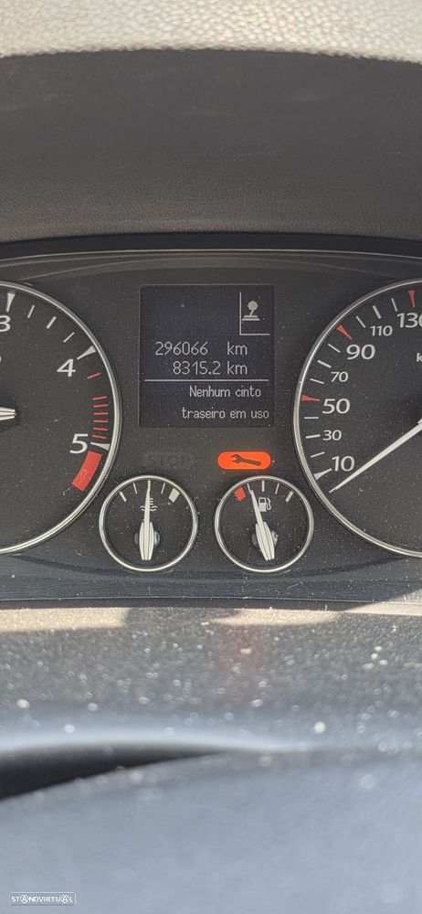 Renault Laguna 2.0 dCi Dynamique Luxe - 12