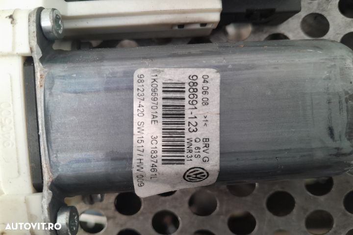 Motoras macara geam fata stanga 1K0959701AE Volkswagen VW Passat B6  [din 2005 pana  2010] wagon 5- - 1