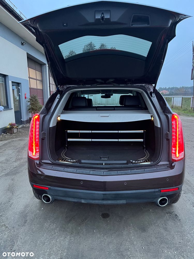 Cadillac SRX - 20
