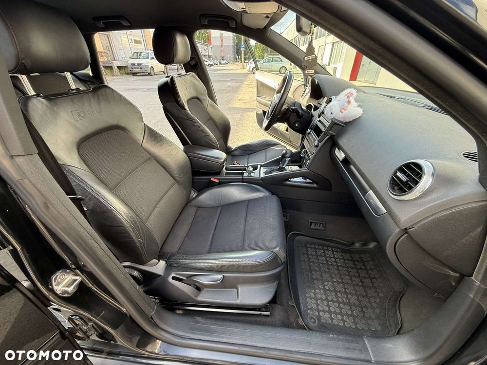 Audi A3 Sportback - 14