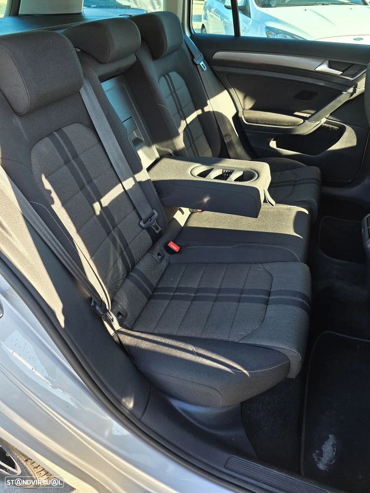 VW Golf Variant 1.6 TDi Highline - 9