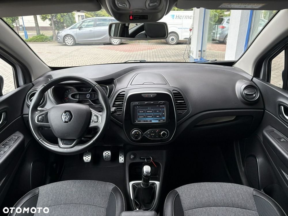 Renault Captur - 16