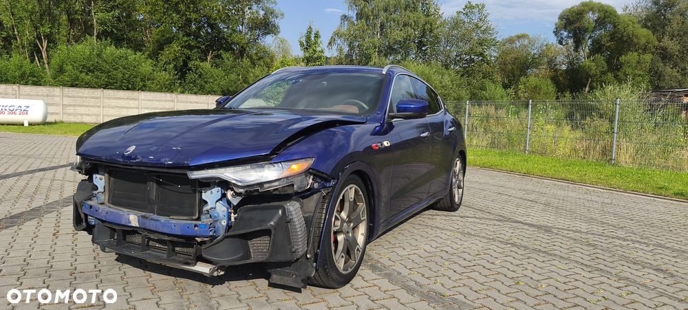Maserati Levante S Essence - 1