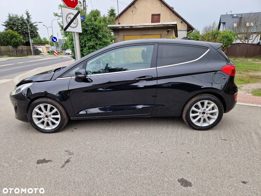 Ford Fiesta 1.0 EcoBoost S&S TITANIUM - 4