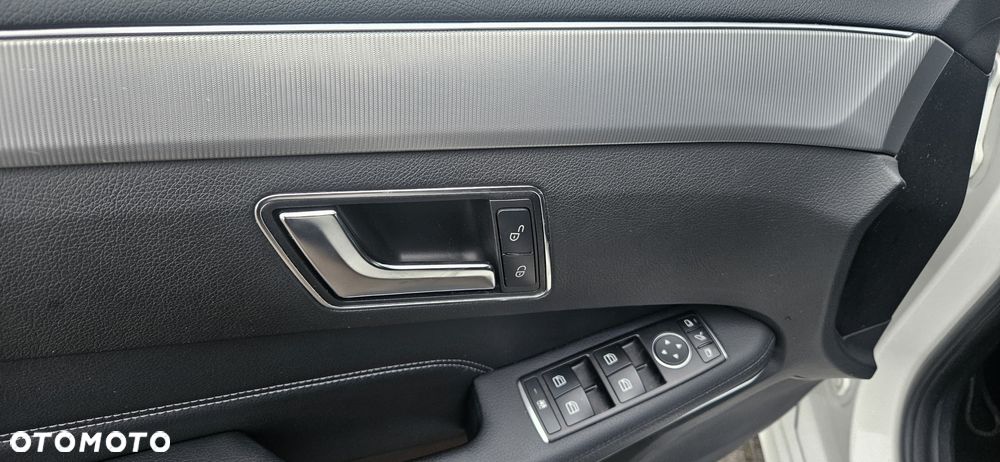 Mercedes-Benz Klasa E - 37