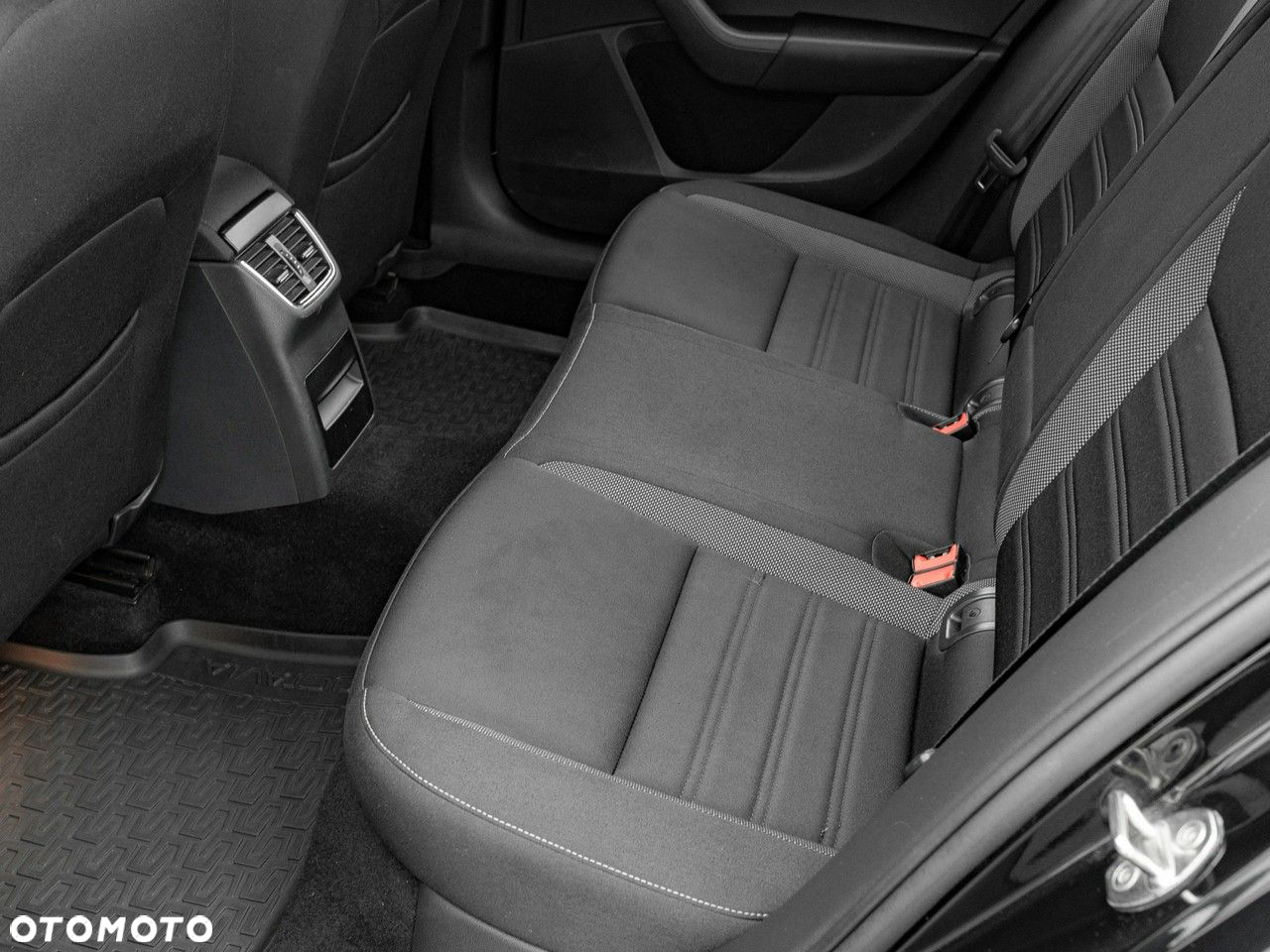 Skoda Octavia 1.6 TDI Ambition - 25