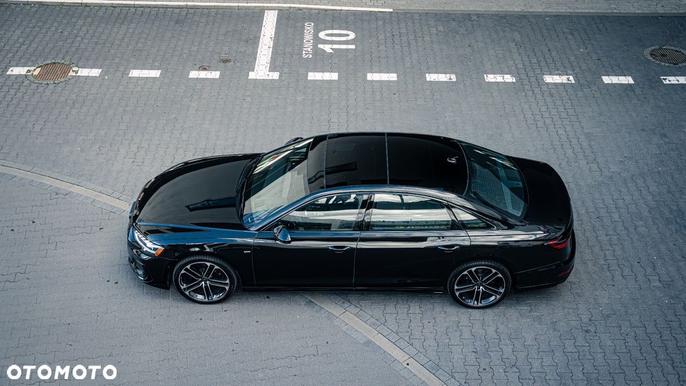Audi A8 - 7