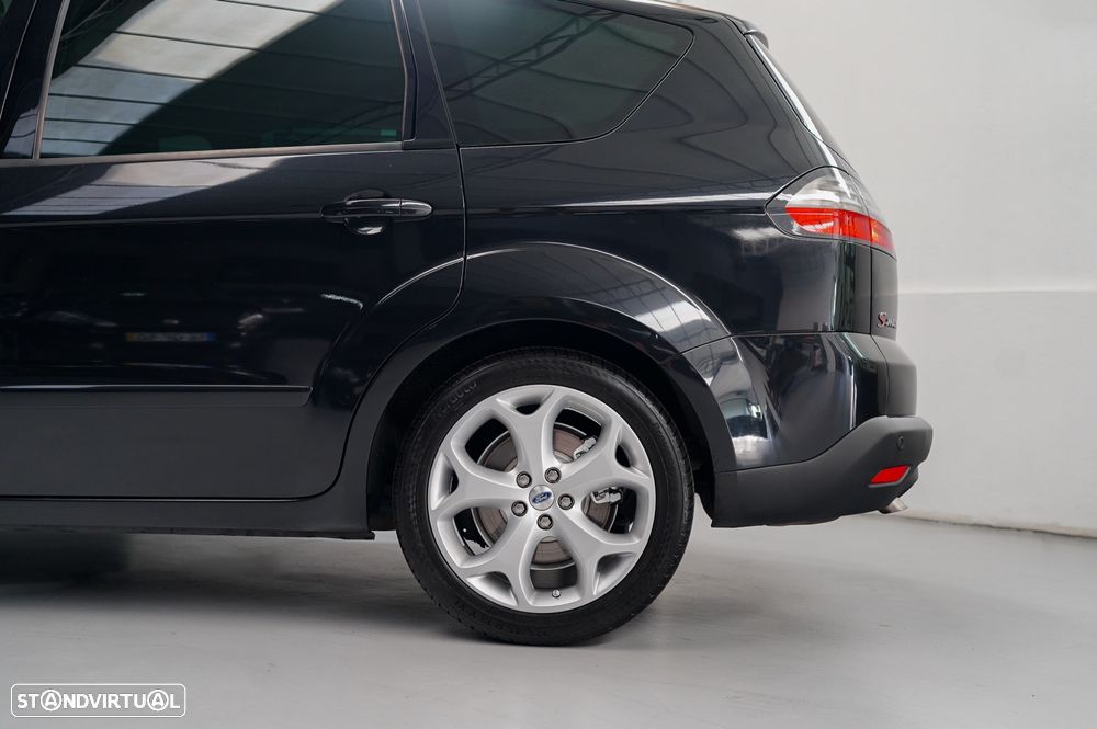 Ford S-Max 1.8 TDCi Titanium 7L - 24