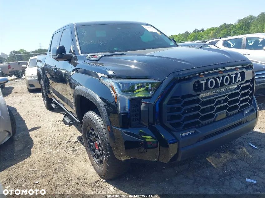 Toyota Tundra - 1