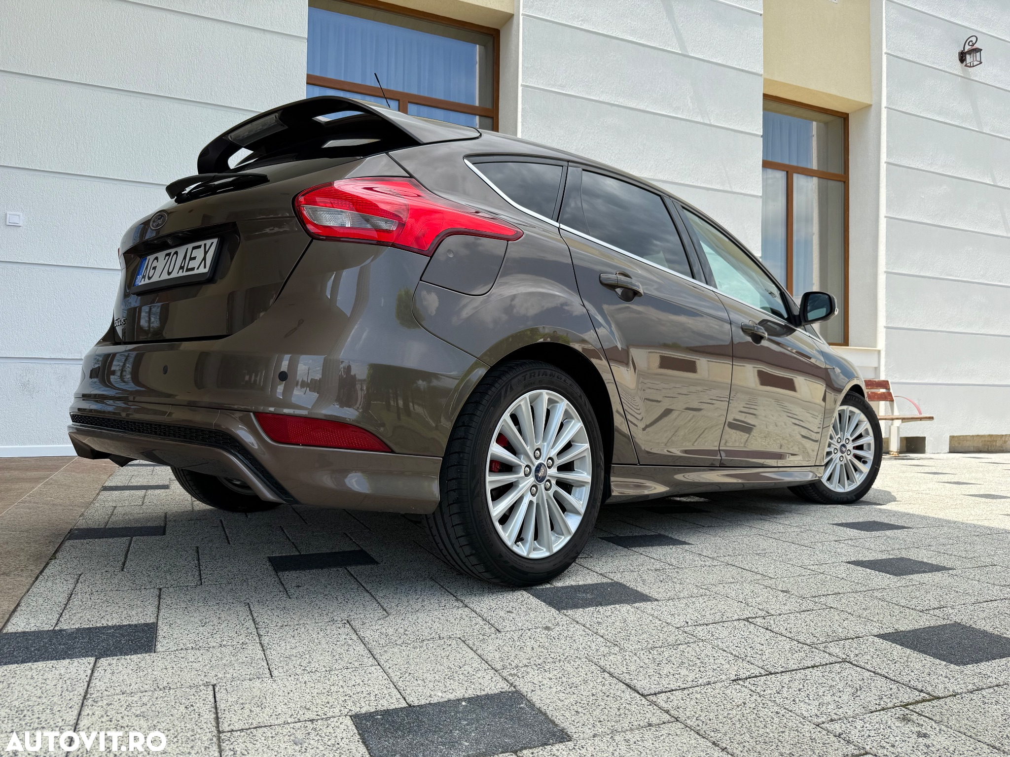 Ford Focus 1.5 TDCi ST-Line - 12